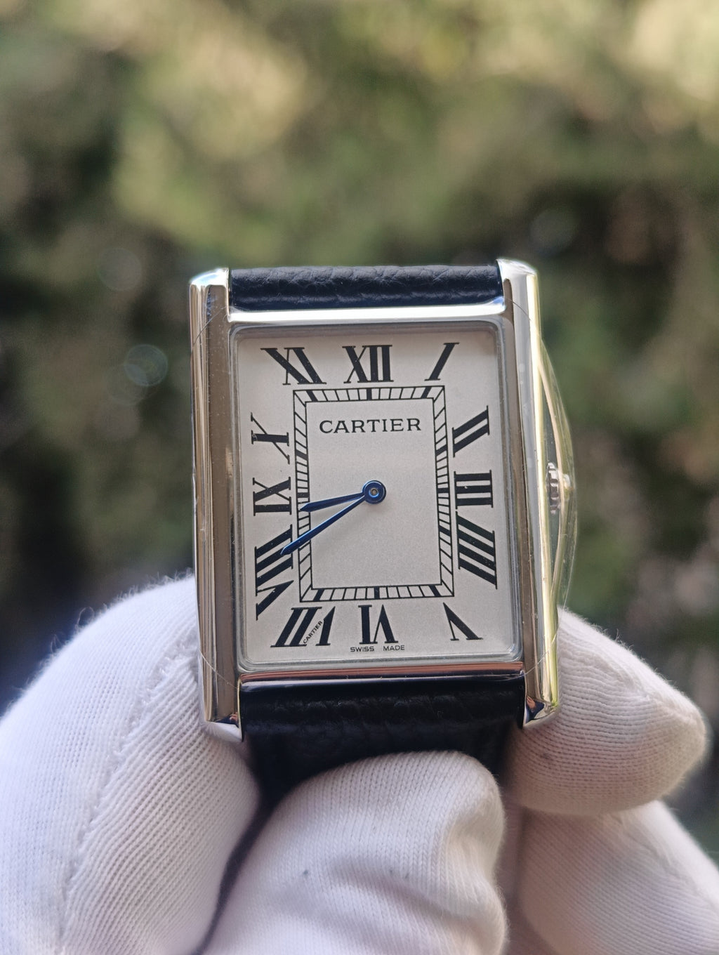 Cartier Tank Must black