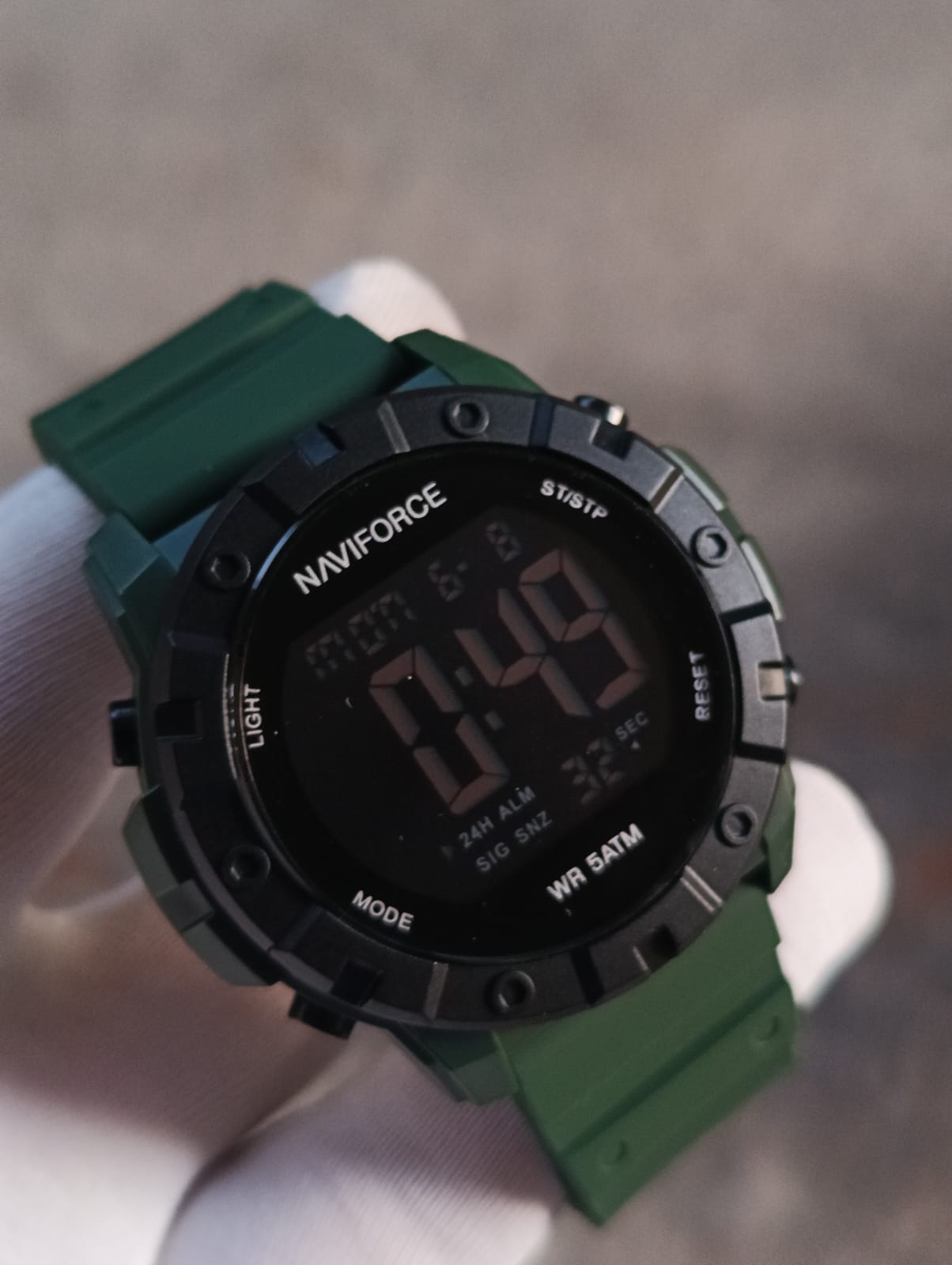 NAVIFORCE 7104