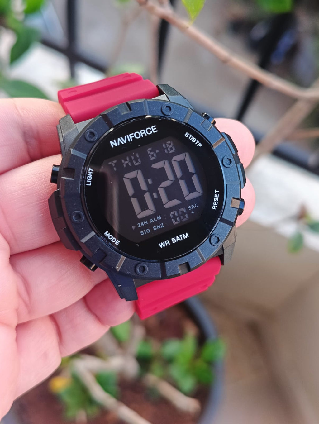 NAVIFORCE 7104
