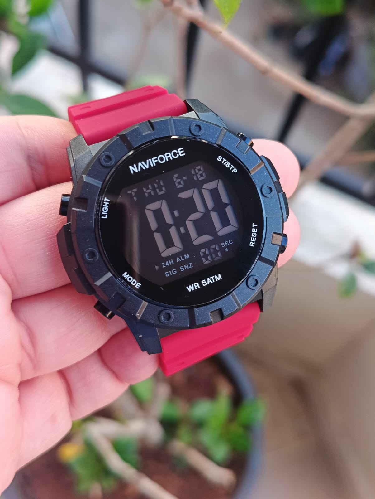 NAVIFORCE 7104